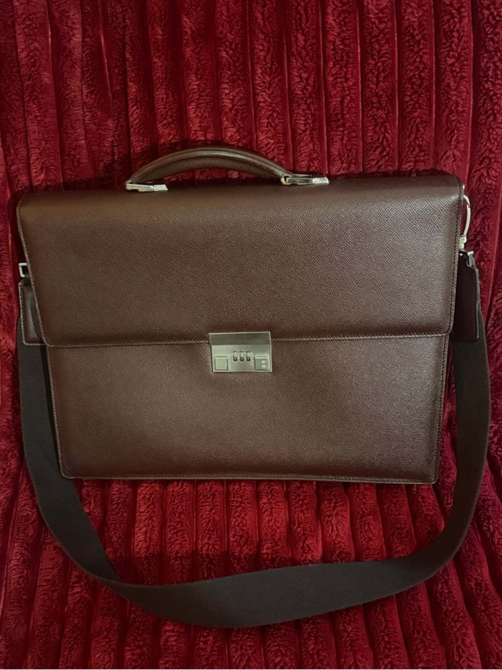 💼 Authentic Bally Men's Briefcase 💼 in Deep Brown with Gold Toned Hardware